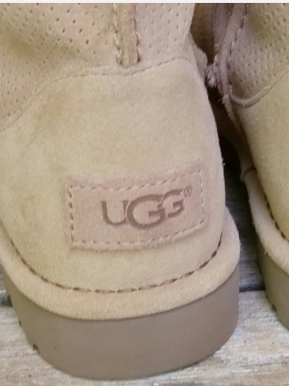 UGG Classic Unlined Light Brown Suede Tall Perforated Boots NEW Size 7